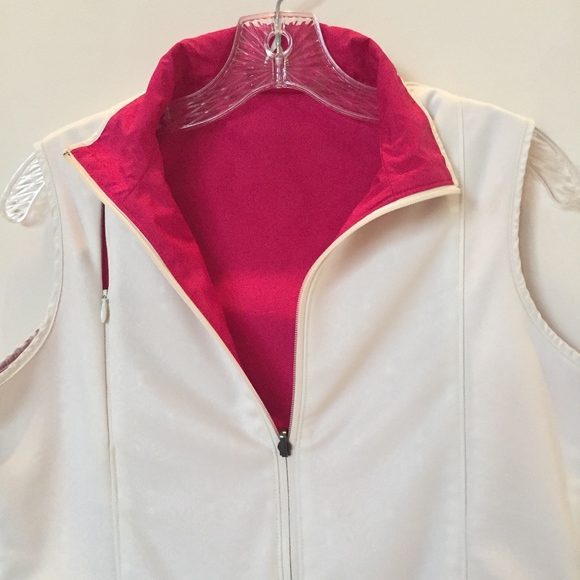 2 Pcs. Antigua Women's Reversible Golf Vest/Top - Picture 3 of 8